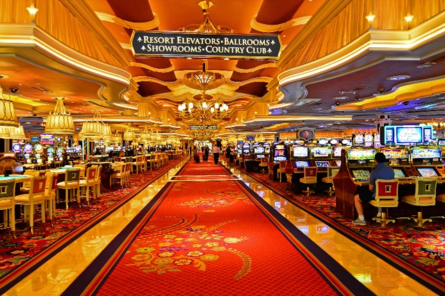 Casino lộng lẫy và náo nhiệt tại Las Vegas