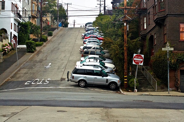 Filbert Street được mệnh danh là con đường dốc nhất ở San Francisco